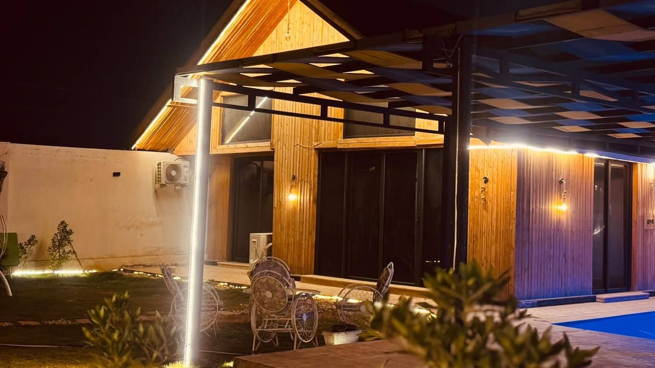 🏝️🏝️🏝️🏝️🏝️🏝️🏝️
🏡 مواصفات المزرعة
🛏️ غرفتين نوم كبيرة
🔊 متوفر سستم صوت 
🛋️ صالة واسعة 
🍽️ مطبخ متكامل
🚿 حمامات
🏊 مسبح للكبار والأطفال
🎠 ألعاب ومساحات ترفيهية 
🔥 باربكيو كامل مع جميع المستلزمات
عنوان المزرعه ، بغداد | البوعيثه
  أجواء نظيفة خصوصية تامة وأسعار مناسبة
***********
