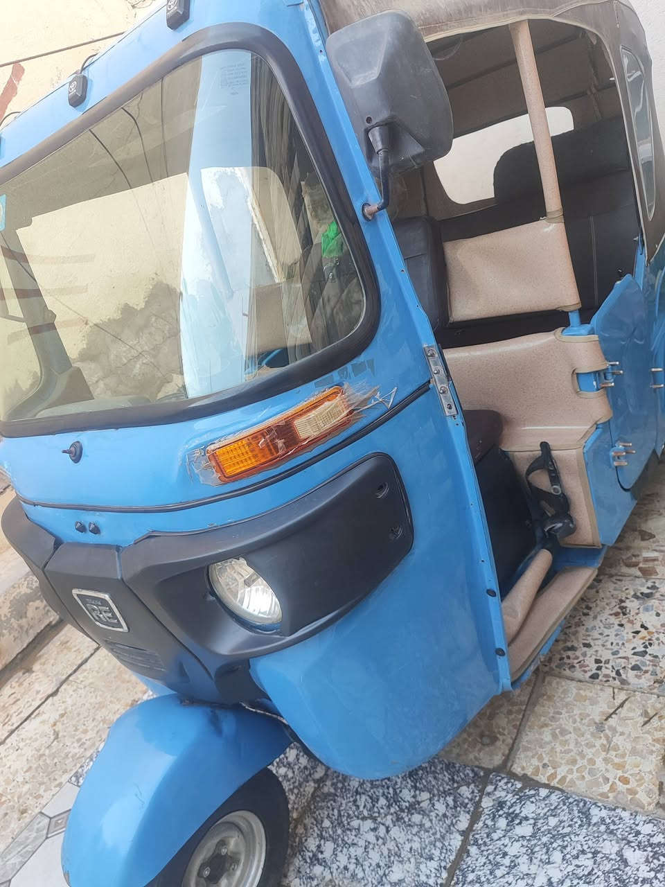 تكتك للبيع بجاج موديل 21 شهر 12 داخله بل22 رقم نكليزي  وسنويه كامله تحويل باسمك ماعوزه شي بيه ضربه بلغد مصلحه وكامله 
 العنوان الحمزه الغربي 
رقم ***********
ما متواجد علفيس السعر 7500 بيه مجال
