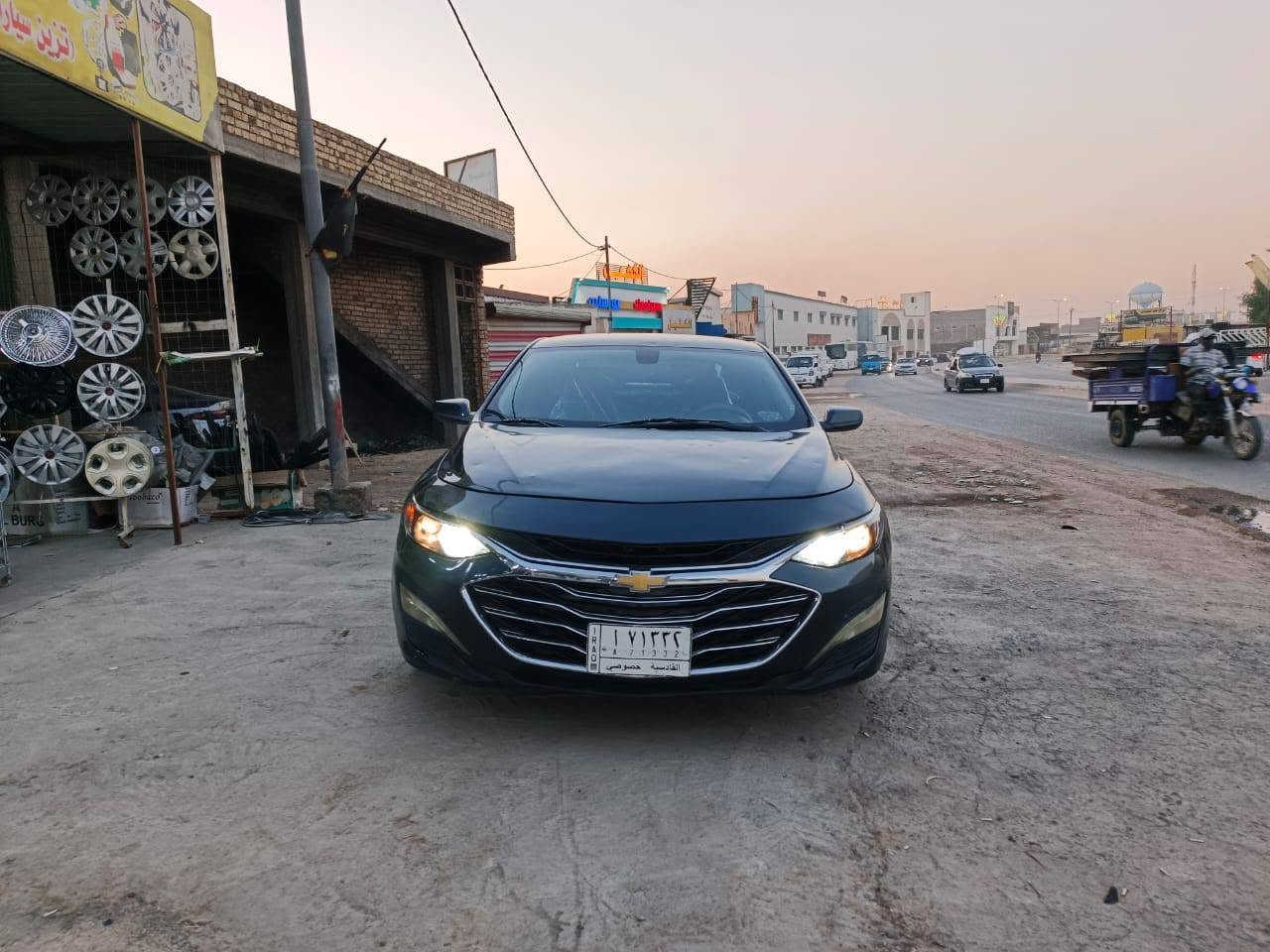 شوفرليت ماليبو 2019
لون مميز 

دواخل مميز

موصفات فول ماعده فتحه

#للاتصال***********

 #السعر 95ورقه وبيه مجال 

گير ومحرك 

مواصفات 

بصمه تشغيل

بصمه ابواب

كوشنات قماش بلادي

كوشنات كهرباي

كامره خلفي دوار 

محرك 4 سلندر  

دواخل جديد 

لدات زينون

تحكم استيرن 

سستم لايتات ناصي عالي زنون 

تبريد ثلج  

تدفئة شغال 

‏كهربائيات—كله شغال

شرط تحويل وغرامه

مكان السياره بابل الحله الحمزه الغربي
