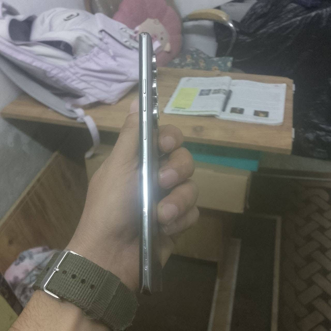 تكنو كامون 40 برو • ٢٥٦ • نضيف