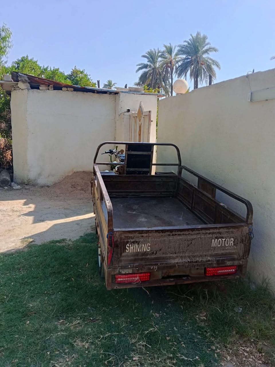 اوراق • ١٦ • تواصل
