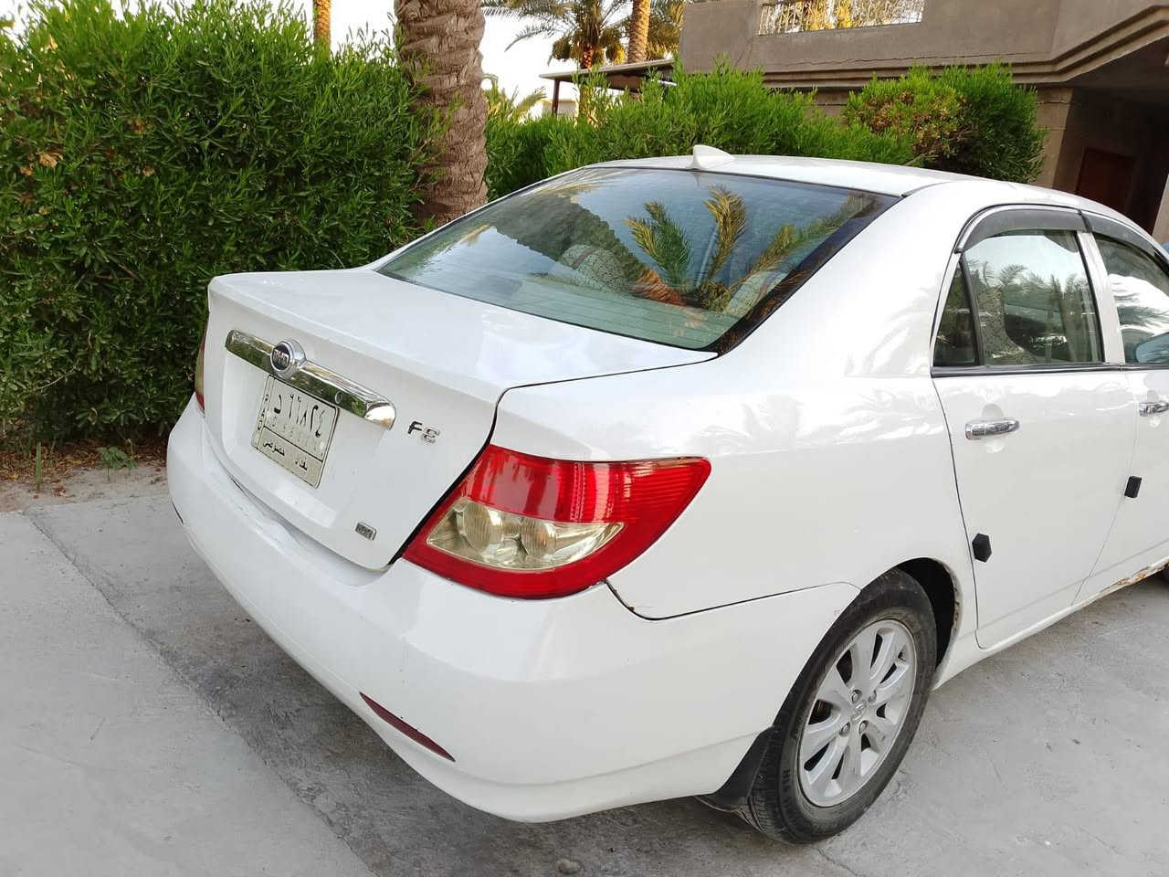 السلام عليكم سياره BYD F3
محور كير ومحرك كورلا بيكاتشو 1600 المكينه خير من الله نشطه
حادثها بجم بنيد وجاملغات ثنين شديت الها جديد المحرك سليم لغود سليمه
وبيها ضربه بالجاملغ الخلفي مصلحه
تبريد عاطل

السعر 40 ورقه وبيها مجال بسيط للشراي فقط 

للأستفسار
***********
*********** واتساب
