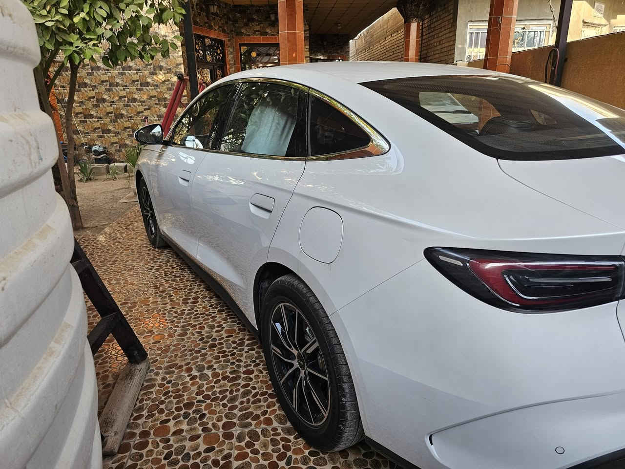 BYD سيل 6
رقم بغداد مكفولة
5 كاميرات
وباقي التفاصيل كلها معروفة
سعرها 24/500000
***********
