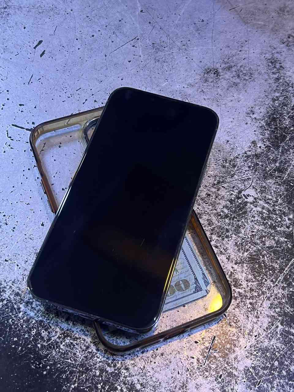 السلام عليكم
ايفون 13 برو ماكس للبيع ذاكره 512 وبطارية 78 
جهاز نضيف  وما مفتوح  للاخير وتر بروف نموذج M
السعر ب 750 
للتواصل *********** متوفر واتس

نص مكتوب في الصور:
- حول الاسم iPhone إصدار iOS 26.5 اسم الطراز iPhone 13 Pro Max رقم الطراز MLEW3LL/A الرقم التسلسلي انتهت صلاحية التغطية سجل تاريخ القطع والخدمة الأغاني الفيديوهات ١,٧٢٩ الصور ٢,٦٥١ التطبيقات ٤٦ السعة ٥١٢ غ.ب. متوفرة ١٠٧,٥٧ غ.ب.