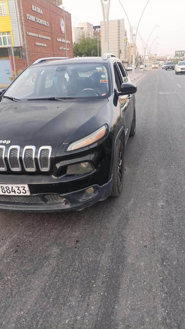 شيروكي ٢٠١٨ • مكينة ٢٤٠٠ • وارد امريكي