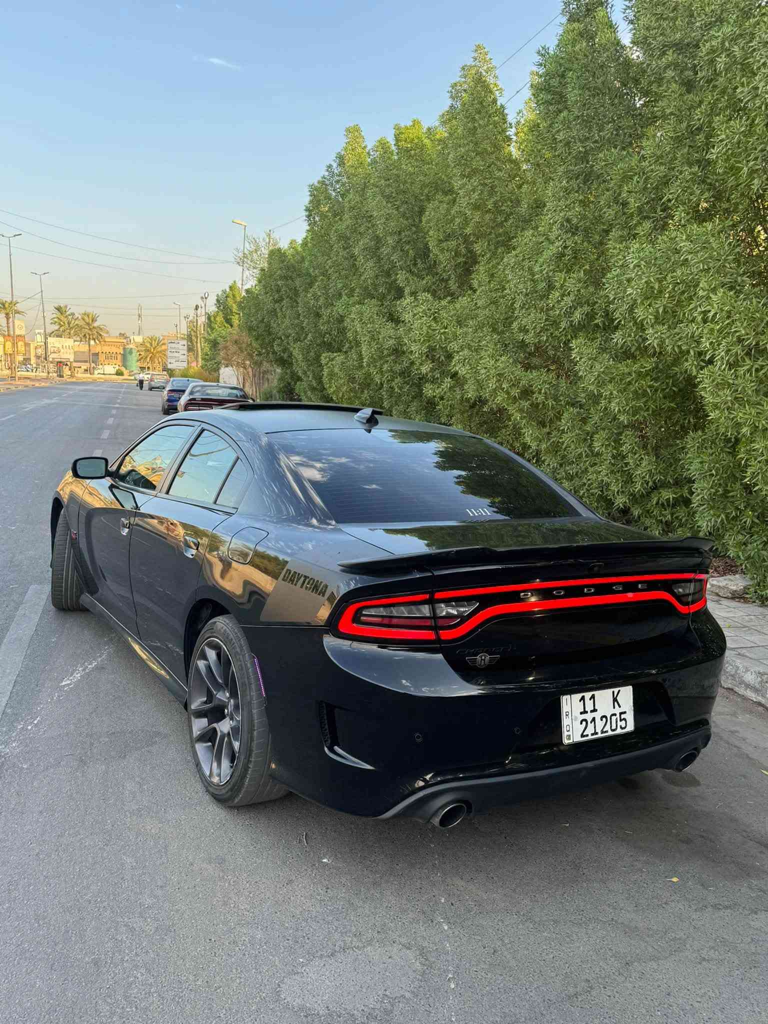 السلام عليكم ارخص دايتونا 2023 بموديلها وبمواصفاتها
سياره فوول1/1 
رادار امامي ووستم صوت هارمن كاردون
وفتحه وكشن خزن وتبريد تدفئه حته الاسترين كهرباء 
دشبل خياط مو العادي وعينه 260 مالتها
ماشيه19 الف فقط رقم بغداد باسمي تحويل ثاني 
سعرها 225 وبيها مجال حادثها كدامكم بنيد مدبل نفس لون جاملغ بارد صبغ وتعمير بل لغد شاصي راديتر بلادي مملعبوب بيهن 
مكاني بغداد شارع فلسطين 
***********
