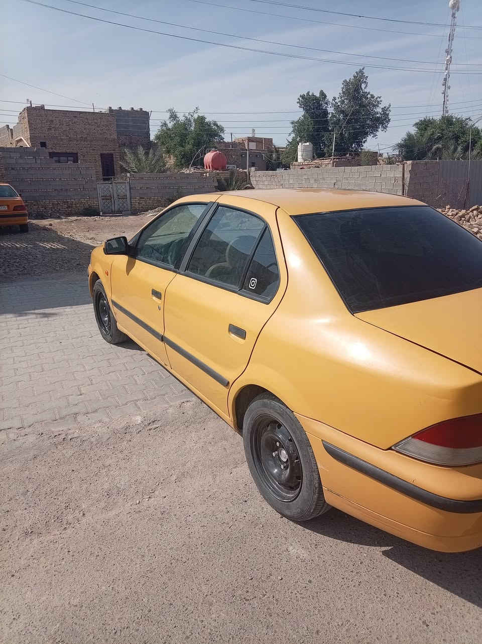 سلام عليكم سمند ٢٠١١ رقم بصره انكليزي تحويل ثاني يوم بيها جاملغ وبنيد مبدلات فقط مصفره هيئه وغرامات مكاني العماره مركز المدينه للاستفسار ***********
