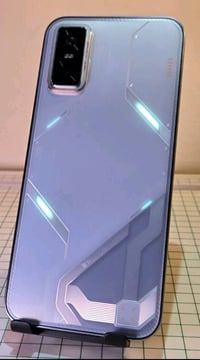 انفنكس gt 30 pro  جهاز نظافة 85 بالمية ذاكرة 256 عشوائية 24 شفتات شغال...