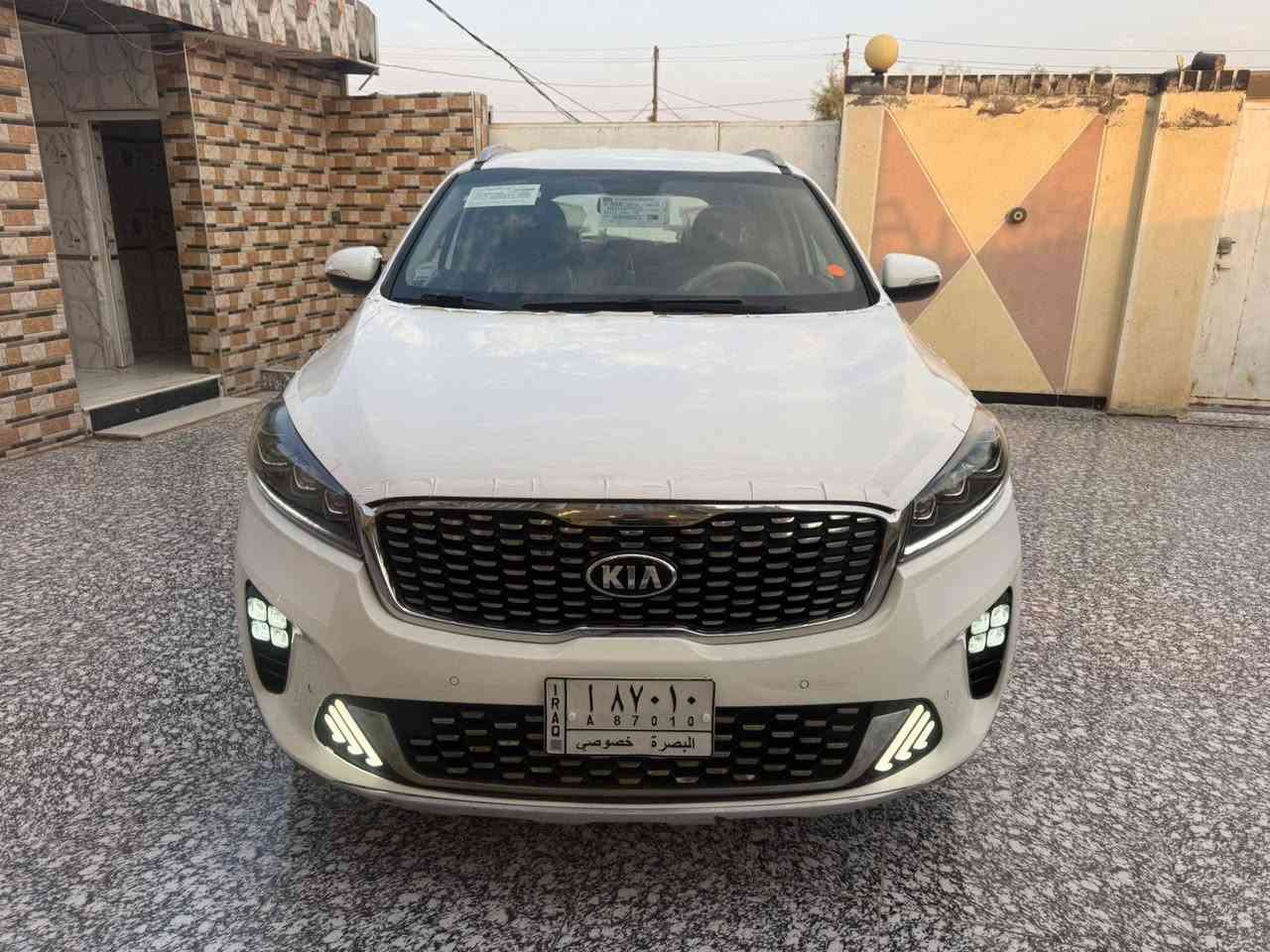 السلام عليكم
كيا سورنتو 2020 خليجي كفالة عامة من كلشي
رقم بصره هزه وسنويه جدد تحويل مباشر ماشيه 61 الف حقيقي
السياره جاهزه ومابيه كل نقص
، فول  ما عدا بانوراما،
6 سلندر 3.5 شرط مامفتوحه
3 قطع تبريد ثلج
بصمتين وياها ،بصمة ابواب ،جنطة كهربائية ،جنطة ذكية ،كشنات جلد ،كشنات كهرباء  ،مانع نزلاق  ،اوتو هولد ،نظام ترحيب ،4 جامة اوتو ،حساسات امامي و خلفي ،اشاير بل مري ، تحكم استرن ،سيارة بعد بيهة هواي مواصفات  تخم تاير توني شاده حداديه 100% سعرها 234وبيه مجال ***********
***********
