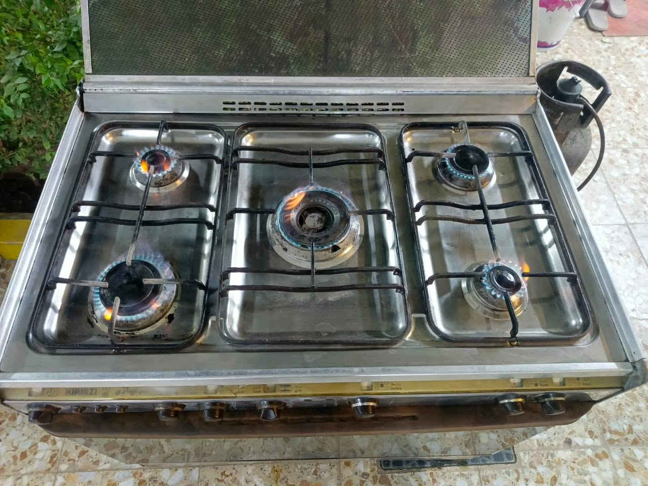 غراض لبيع المكان بغداد نهايه حي أور سبع قصور شارع ابو علي واتساب *********** اتصل واني بخدمتكم تره ماارد ع التعليقات الشراي يتصل تحياتي للجميع
