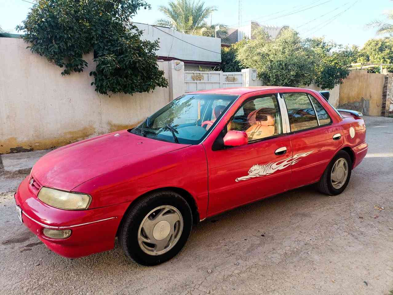 السلام عليكم للبيع سيفيا موديل 1996 رقم بغداد مشروع وطني سنويتها لل 2027 تحويل ثاني يوم     محرك مفتوح كير اتوماتيك مصبوغة حزام بدون ضرر تخم تاير كهربائيات كلها شغاله جام كهربائي كلها شغاله سياره ماناقصه فقط صدر امامي +مشط ستيرن تجفيت سياره حلوه مكان سياره ديالى. بعقوبة. تقاطع السادة السعر 35  باقي التفاصيل ع رقم ***********
