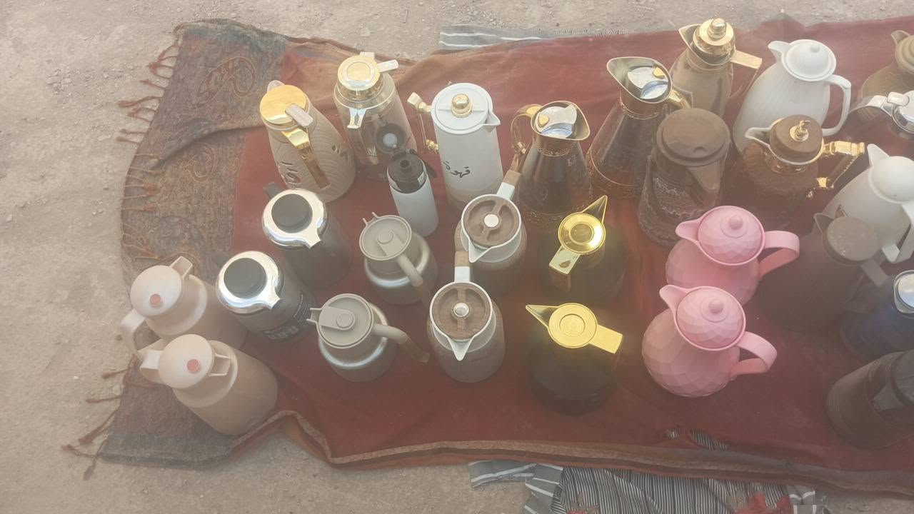 السلام عليكم ورحمه الله وبركاته عندي اغراض للبيع جمله ترامز  زجاج ومعدن من الداخل نضافه 80% مواعين في نظافه 100% وفي ملثوم
السلام عليكم ورحمه الله وبركاته عندي اغراض للبيع بالجمله ترامز  زجاج ومعدن من الداخل نضافه 80% مواعين في نظافه 100% وفي مثلوم
وفي اجهزه كهربائيه عطلانه خلاطات شغاله لكن بدون جكه
