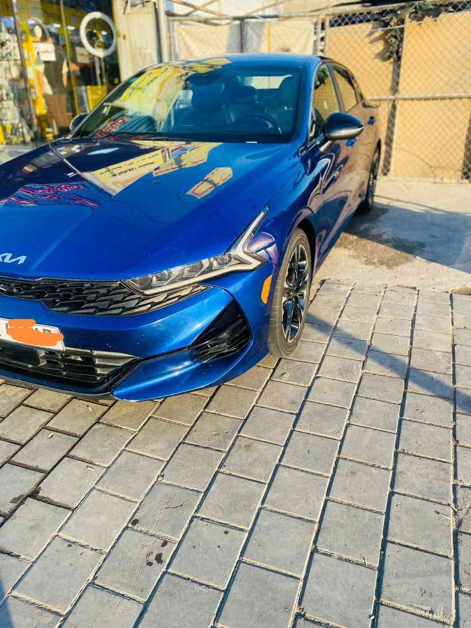السلام عليكم 
كيا كي فايف 2024 للبيع
 فول مواصفات بس القمارة حديد
سيارة فول لفول مكينه 1600 تيربو 
سيارة ماشية 36 الف كيلو فقط
حادثها بلمنشور فقط قطعتين بنيد وجاملغ بدون دواخل 
السعر 150 وبيها مجال
الاستفسار 
***********
