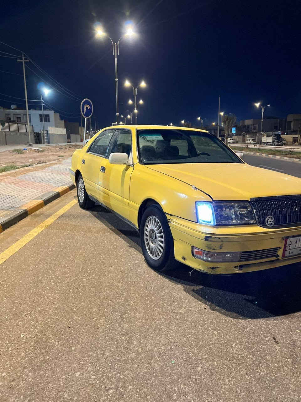 سلام عليكم.. شباب راس ثور فلات للبيع. مكينه 2500.جديده كير جديد حداديه جديده مديل 97.لسياره كفاله كص ونقل جثه وضربه قويه.. تريد مداور تريد وكاله. 
مكاني نجف كوفه. *********** لسعر اتصل @إشارة
