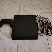 بلي 4 سلم اونلاين مفتوح مصلح بس مدخل الأقراص (disc drive)  ويا جويستك ...