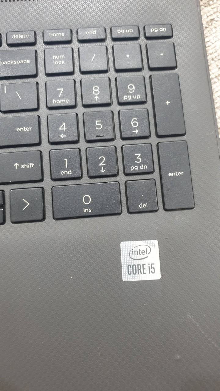 كوراي ٥ جيل ١٠ هارد ٥٠٠ hdd رام ٤ ddr4 بطارية جيدة اقل شي ساعة ونص كارت شاشة داخلي انتل سعر مع توصيل ١٩٥ الف هذا سعر نهائي محد يكول نهايته .  واتس *********** توصيل متوفر جميع محافظات

نص مكتوب في الصور:
- Intel(R) UHD Graphics Firmware Human Interface Devices Keyboards Mice and other pointing devices Monitors Network adapters Print queues Processors Intel(R) Core(TM) i5-1035G1 CPU @ 1.00GHz Intel(R) Core(TM) i5-1035G1 CPU @ 1.00GHz Intel(R) Core(TM) i5-1035G1 CPU @ 1.00GHz Intel(R) Core(TM) i5-1035G1 CPU @ 1.00GHz Intel(R) Core(TM) i5-1035G1 CPU @ 1.00GHz Intel(R) Core(TM) i5-1035G1 CPU @ 1.00GHz Intel(R) Core(TM) i5-1035G1 CPU @ 1.00GHz Intel(R) Core(TM) i5-1035G1 CPU @ 1.00GHz Security devices Software components Software devices Sound, video and game controllers Storage controllers System devices Universal Serial Bus controllers