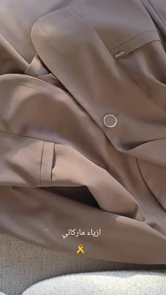 #ازياء_ماركاتي_القائم 

نص مكتوب في الصور:
- ازياء ماركاتي