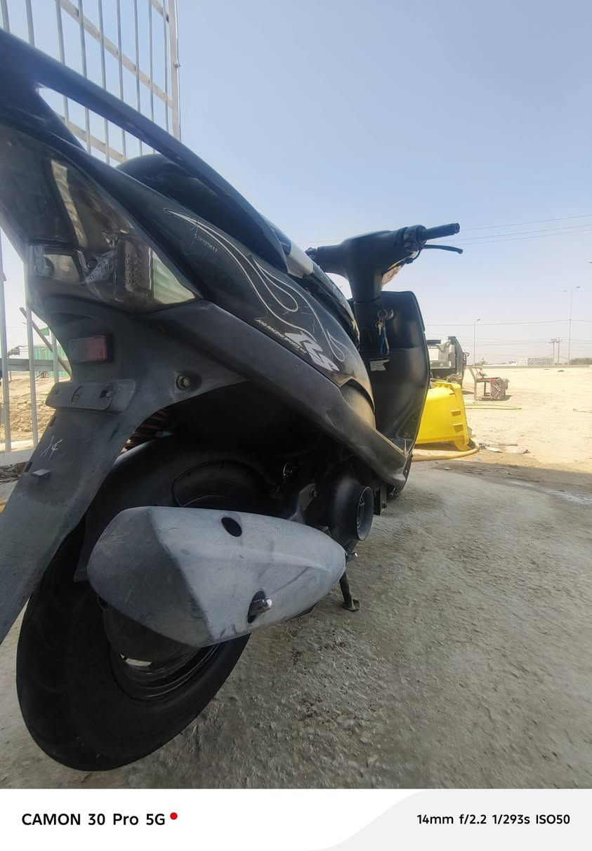 سلام عليكم دراجه ماكس عدله للبيع السعر ٨٥٠وبيهه مجال لشراي كفرات ختم واحد وي المكينه دراجته مكينتهه مامفتوحه لشراي ينورنه واتساب مكاني سماوه ***********
