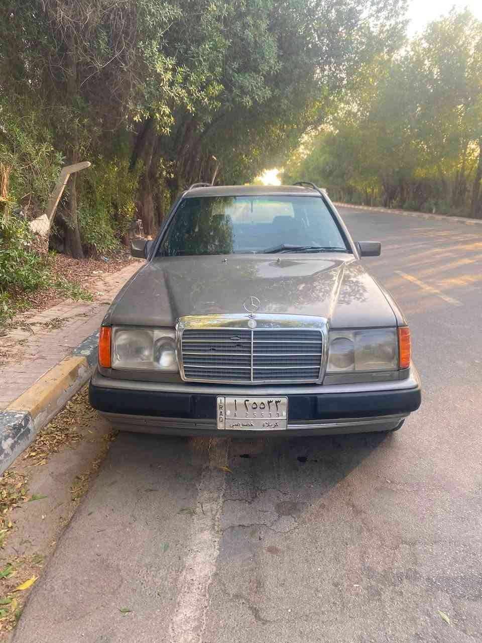 سلام عليكم 
مارسيدس دب ستيشن مديل 1988 رقم كربلاء
مكينه محور 2500ديلكو جديده والكير حاويه جديد ثنينهن كفاله حداديه نضيفه قواعد دبل سليمات السياره صبغ عام جماليه دواخل نضاف سياره جاهزه محوره غاز ماكو صرف 
عوزه كبريسر تبريد/مكاني نجف /كوفه /حي المتنبي /رقمي
*********** /السعر 65
