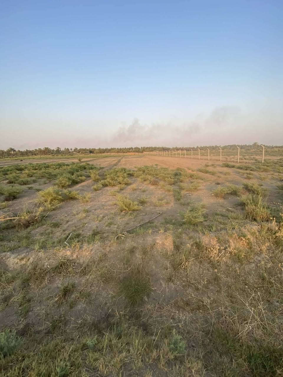 للبيع
المساحه دونيمن 
ارض زراعيه 
تبعد كيلو ونص ع شارع العام 
كهرباء قريبه 
مي سقي 
محافظة بابل 
منطقه هوئ الشام 
للستفسار اتصل ع الرقم ***********
سعر لدونم ١٨ بي مجال 
اخوان اي استفسار اتصل ع صاحب لارض 
اني مكلف بل نشر اعتذر ع الرد
