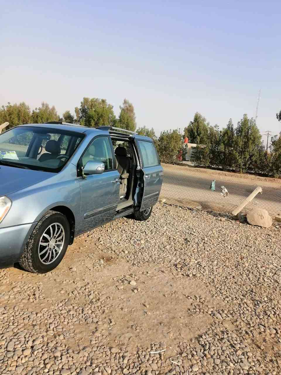 السلام عليكم كيا سيدونا موديل 2011 وارد أمريكا جاهزه من كل شي محرك 3500 حداديه تخم تاير بل باكيت منضومه تبريد كله جديد السيارة فول مواصفات رقم بغداد بسمي شخصين مداور ثاني يوم السعر 143 وبيها مجال لطيبين  الاستفسار اكثر الإتصال على رقم *********** ملاحضه غير متواجد على الفيس يعني خاص ماكو رحمه على والديكم
