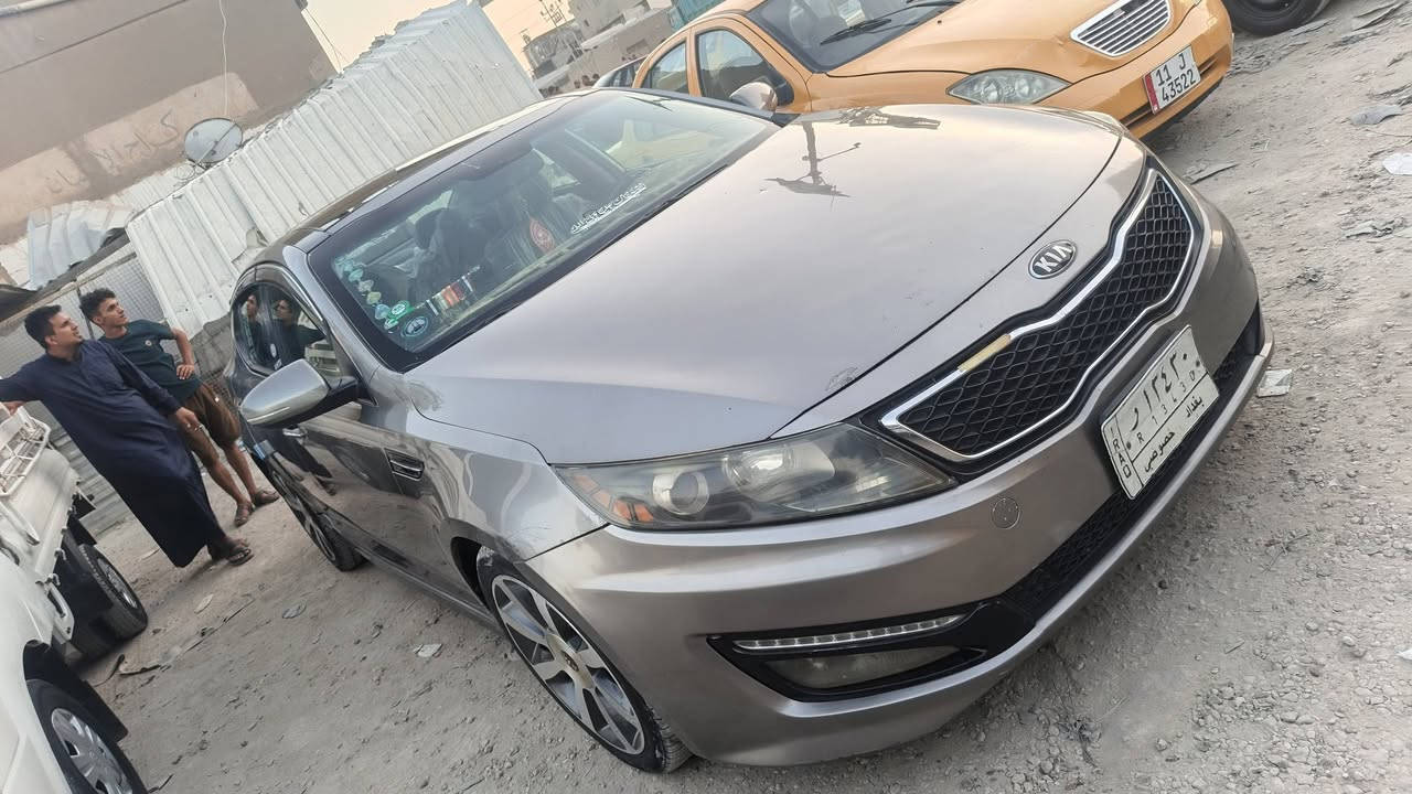 السلام عليكم للبيع اوبتما امريكي 
حادث براكيت الامامي ليبل واحدالسياره
كفاله من الصبغ بيه بارد بسيط فقط 
فول مواصفات sx اعله فئه 
كشنات جلد تبريد تدفئه 
كشنات كهربائي شفتات ستيرن 
بنرامه تبريد قطعتين شاشه اعطال 
سماعات انفنتي كامره بلاجكتور لد زنون 
محرك جديد gdi i شرط بانزين عادي مو محسن 
رقم بغداد مكان السيارة بابل  
مستعجل والله على البيع 
سعره بلاش وبلعافيه على الياخذه 100$ ورقه جوه السوك 
رجاآ بس الشراي يتصل ***********
