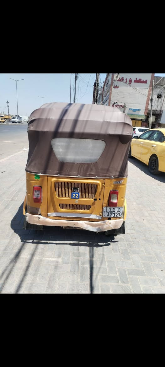 تكتك 21 لونين بيها خياسات بسيطة بل كاعية ب7750 وبيها مجال للأستفسار ***********
