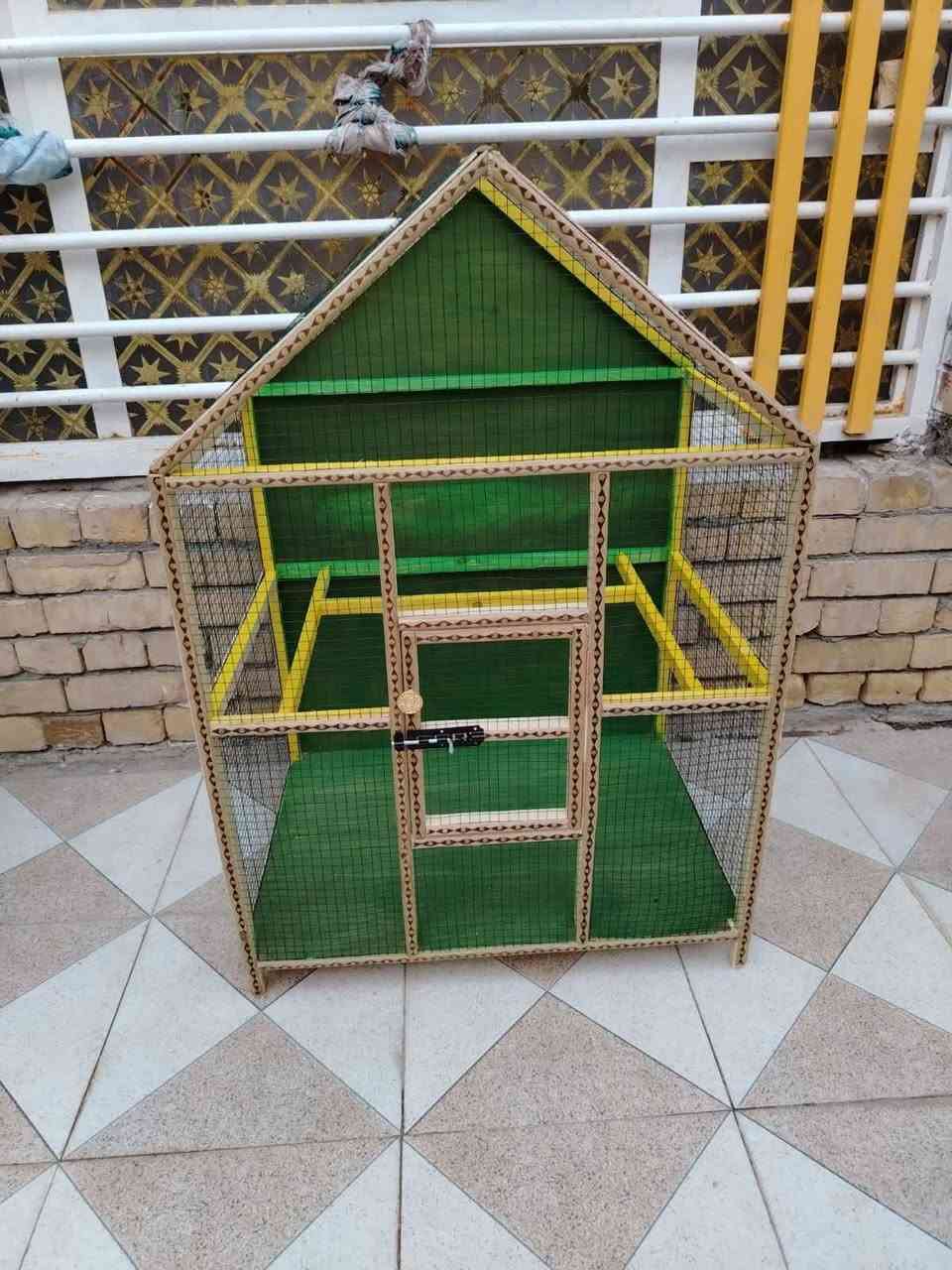 من اجمل شغل ديكورات يم نجار حسام اشتغل حسب الطلب العنوان ديالى بعقوبه خلف صناعه ثالثه رقم ***********

نص مكتوب في الصور:
- Shot on POCO P55
- Shot on POWER P55