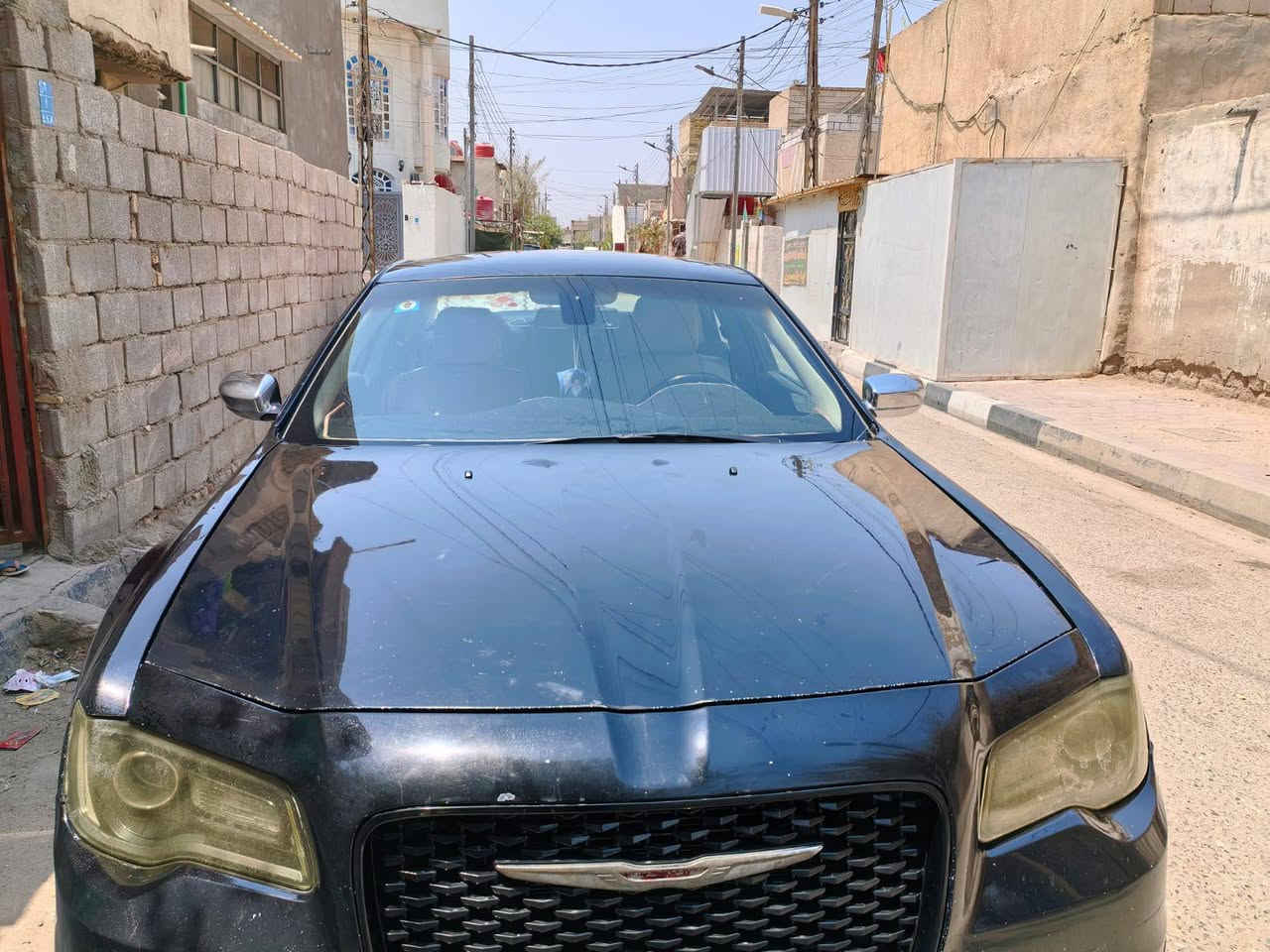 كلايسلر اوباما اسود 2018 اصل  محرك 3600  حره تحويل ثاني يوم باسمي السيارة رقم بصرة الدولي مواصفات شاشة كبيرة كامرة تحكم ستيرن كامل   حادثه جاملغ وبنيد والجاملغ الثاني بيه بارد وبيه رشات صبغ السياره جاهزه كير محرك حداديه وتبريد منضومه توني شاده تخم تاير منضومه زنون لدات كله شغال
195$
*********** أربيل, العراق
