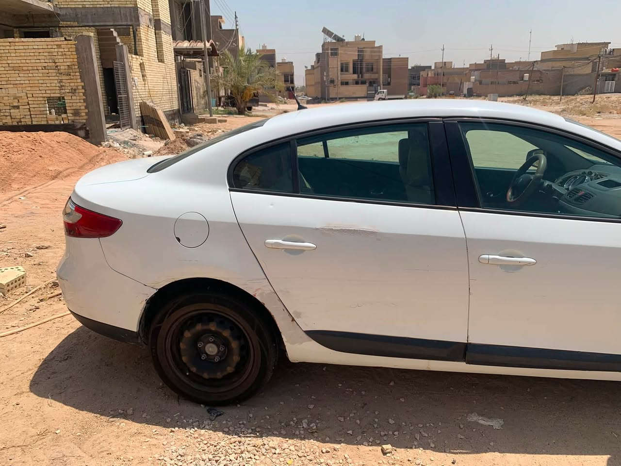 رينو فلونس مديل ٢٠١٦ محوره كير ومحرك كورله بيكاجو الحجم الكبير حداديه تبريد تخم تاير كله جديد وجاهزه السياره سعرها ٤٥ وبيها مجال العنوان كربلاء 
الاستفسار ***********
