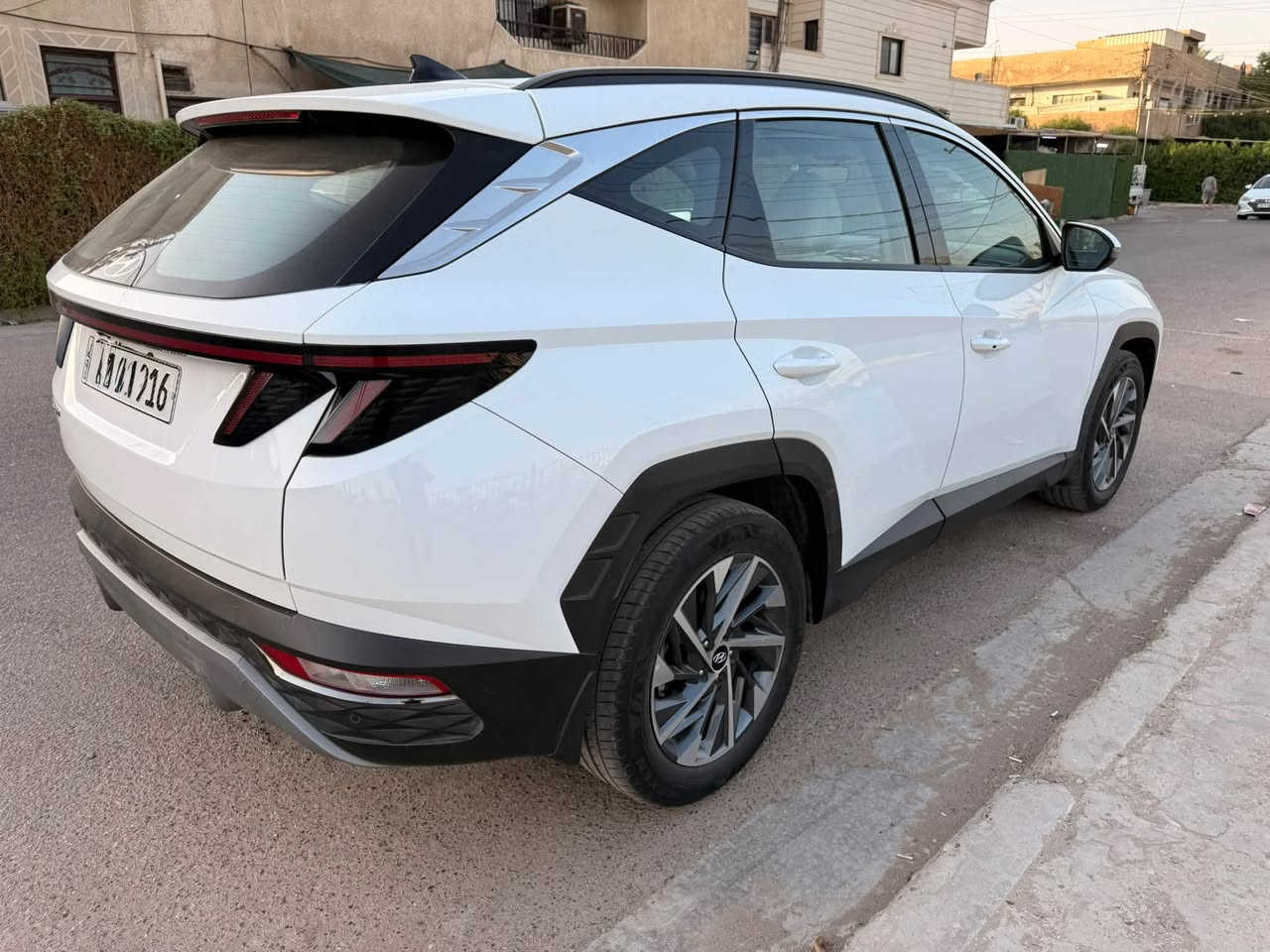 هونداي توسان 2024  خليجي
رقم بغداد 
🛑ماشية ٣٠ الف
مكفولة كفالة عامة عدا شخوط خفيفه بلباب خلفي (مال شجره)
🛑مكينه 2000 دوش 

1- كراسي كهربائي  
2- حساسات امامية خلفية
3 - بصمة تشغيل عن بعد
4 - ويل كروم 
5 - مري شفط 
6 - دخول ذكي
7 - هاند بريك بصمة
8 - ثلاث انظمة قيادة ايكو سبورت نورمال 
9 - شاشة ايباد 
10 - شاحن واير ليس مع منافذ USP إماميه و خلفية
11 - قطعتين تبريد 
12 - تحكمات ستيرن جهتين 
13 - كأمرة دواره
14 - بردات خلفية
15 - مثبت سرعة
16 - لايتات دوارة امامية فول LED

السيارة باسمي والسعر ١٩٥$ وبيه مجال للشراي

للاستفسار ***********
بغداد حي الاعلام
