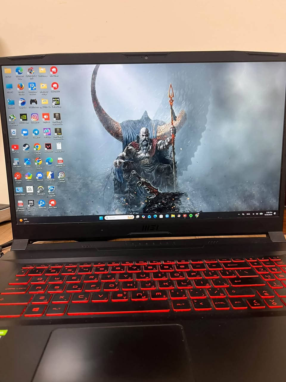 🔥 للبيع لابتوب MSI Gaming — RTX 3060
• المعالج: Intel Core i7 الجيل 11
• كارت الشاشة: RTX 3060
• الرام: 16GB
• التخزين: SSD 1TB
• الشاشة: 17.3 إنچ — 144Hz
• الجهاز استعمال خفيف وحالته جيدة جداً
• مناسب للألعاب، التصميم، المونتاج والدراسة

⚠️ الملاحظة الوحيدة: أزرار الـTouchpad (الكلك يمين ويسار) ما تشتغل، لكن اللمس والحركة بالـTouchpad يشتغلن طبيعي، وتكدر تستخدم ماوس خارجي بدون أي مشكلة.

🔌 الشاحن موجود.

💰 السعر: 950 ألف دينار قابل للتفاوض للجادين

📍 بغداد
🤝 الفحص والتجربة قبل الشراء
للتواصل واتساب :***********
