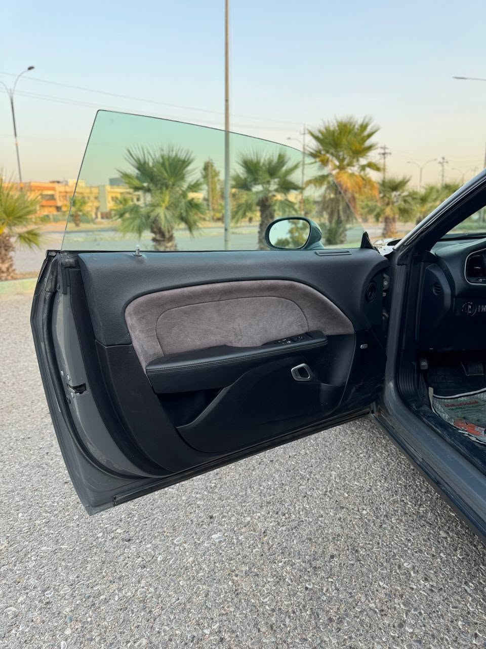 دوج جالنجر sxtموديل٢٠١٩
ماشية ٧٠ الف 
مواصفات 
لون سمنتي مميز
سته سلندر 
بلاك توب
كشنات جلد وشامواه 
بصمه 
شغال 
و شاشه 
و كامير 
كوشن كهربائي 
حساس 
رادار
ويل كب 
لايت زينو 
تبريد مركزي 
وباقي مواصفات موجود  
القطع الي بيها ع كد شبر 
وافحصوها قبل ماتاخذوها هم
السعر الاتصال ع رقم
*********** كركوك, العراق
