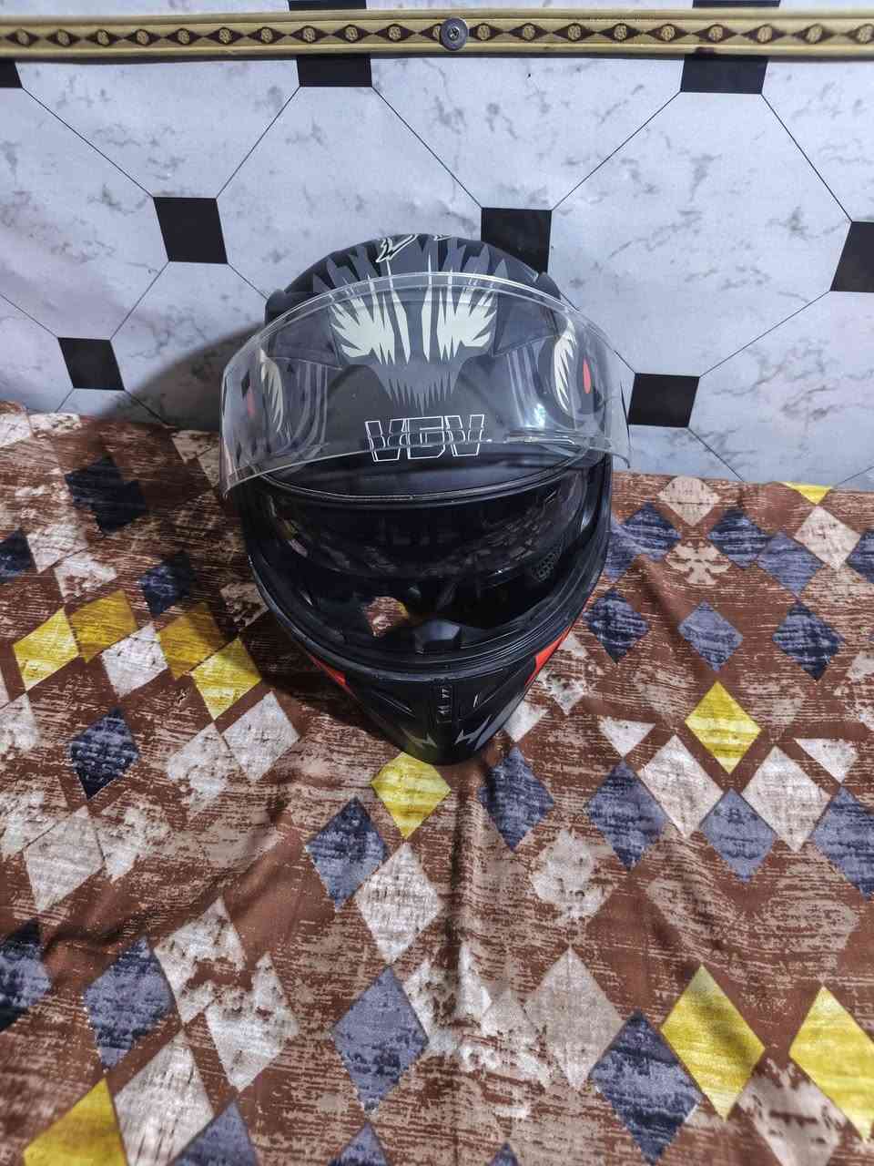 للبيع قياس  XLاخت الجديده ما مستعمله هواي السعر 55 وبيه مجال ***********
