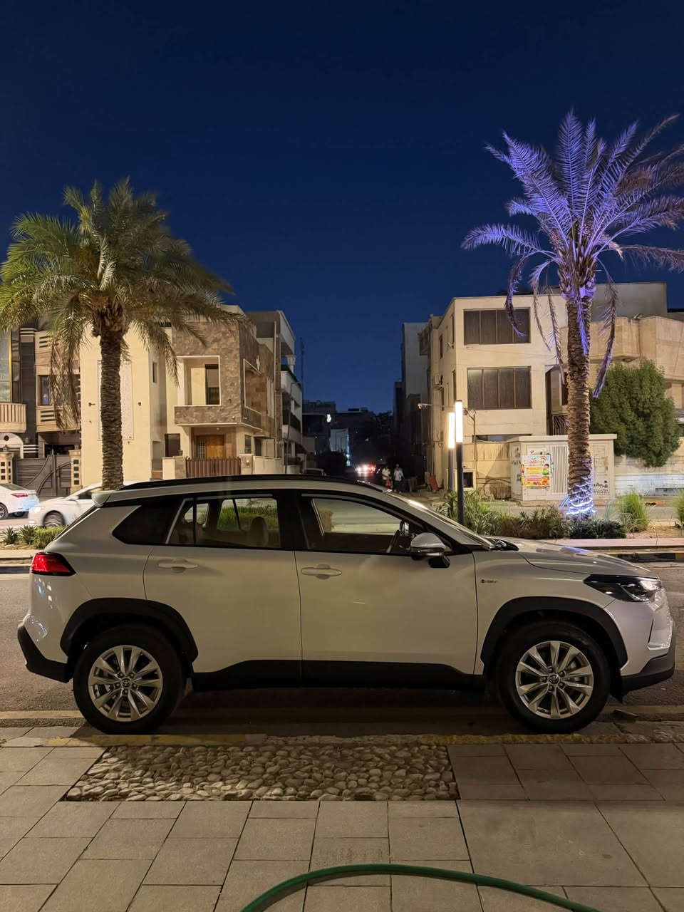 السلام عليكم
كورلا كروز هايبرد  ساز 2025 زيرو للبيع
Corolla cross  hydride SAS  
السيارة زيرو ماشية على كد الترقيم فقط
رقم بغداد رباعي مميز
السيارة فول مواصفات
فتحة سقف
رادار امامي
رادار جانبي + نقطة عمياء
مثبت سرعة تفاعلي
هاند بريك كهرباء 
اوتو هولد
كامرات محيطية
شاحن لاسلكي
شاشة ابل كار بلي
كشنات مخمل
تحكم ستيرن
مري شفط
حساسات خلفية

السيارة تحت الضمان شركة ساز
البطارية 8  سنوات ومكينة وكير 3 سنوات
مع عقد صيانة لمدة 40,000KM مجاني يشمل كل السيارة من تبديل زيوت وفلاتر

مكان السيارة بغداد القادسية
السعر 38.5 مليون و بيها مجال
***********
