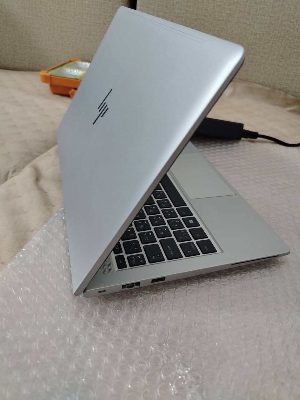 HP • كور i7 جيل ١٢ • رام ٨ هارد ٢٥٦