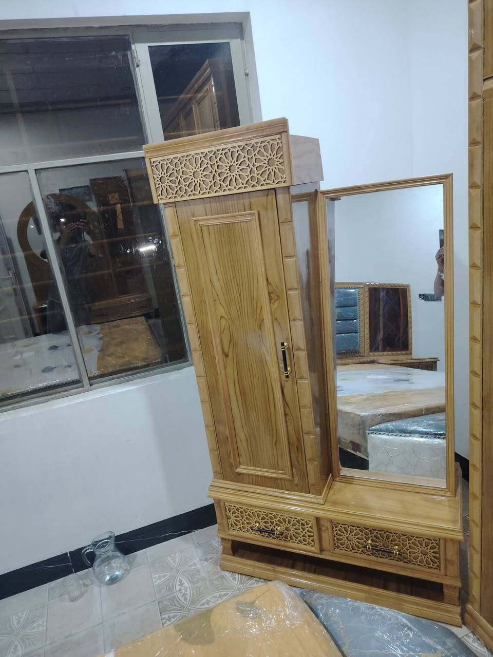 جميع انواع غرف النوم الصاج (نقدا) و (بالتقسيط) على 18 شهر بدون مقدمة
العنوان الموصل الجانب الايمن الصناعة القديمة اليابسات مقابل إعدادية الجزيره 

يوجد فصال حسب الطلب

المشمولين بالاقساط  مصرف الرافدين حاملي بطاقة الماستر كارد

التسديد يكون يدوي او الكتروني على رغبه الزبون (***********) الواتساب
