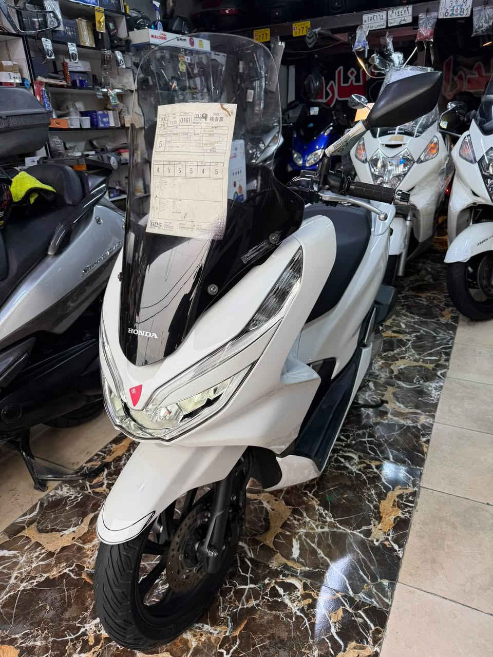 PCX • موديل 19 • ماشيه 18