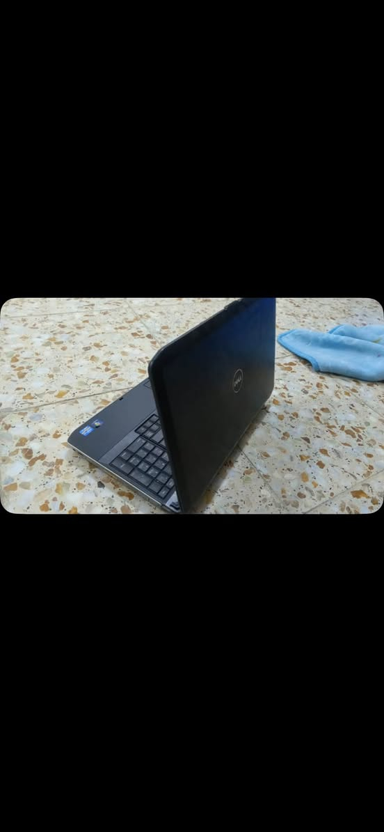 سلام عليكم لابتوب دل مساحه التخزين 256GB Coir i5
.NVIDIA كارت شاشه من Coir i5 المعالج
الرام .8g
 سعره 250وببه مجال بسيط لتواصل واتساب ‭ ***********‬
