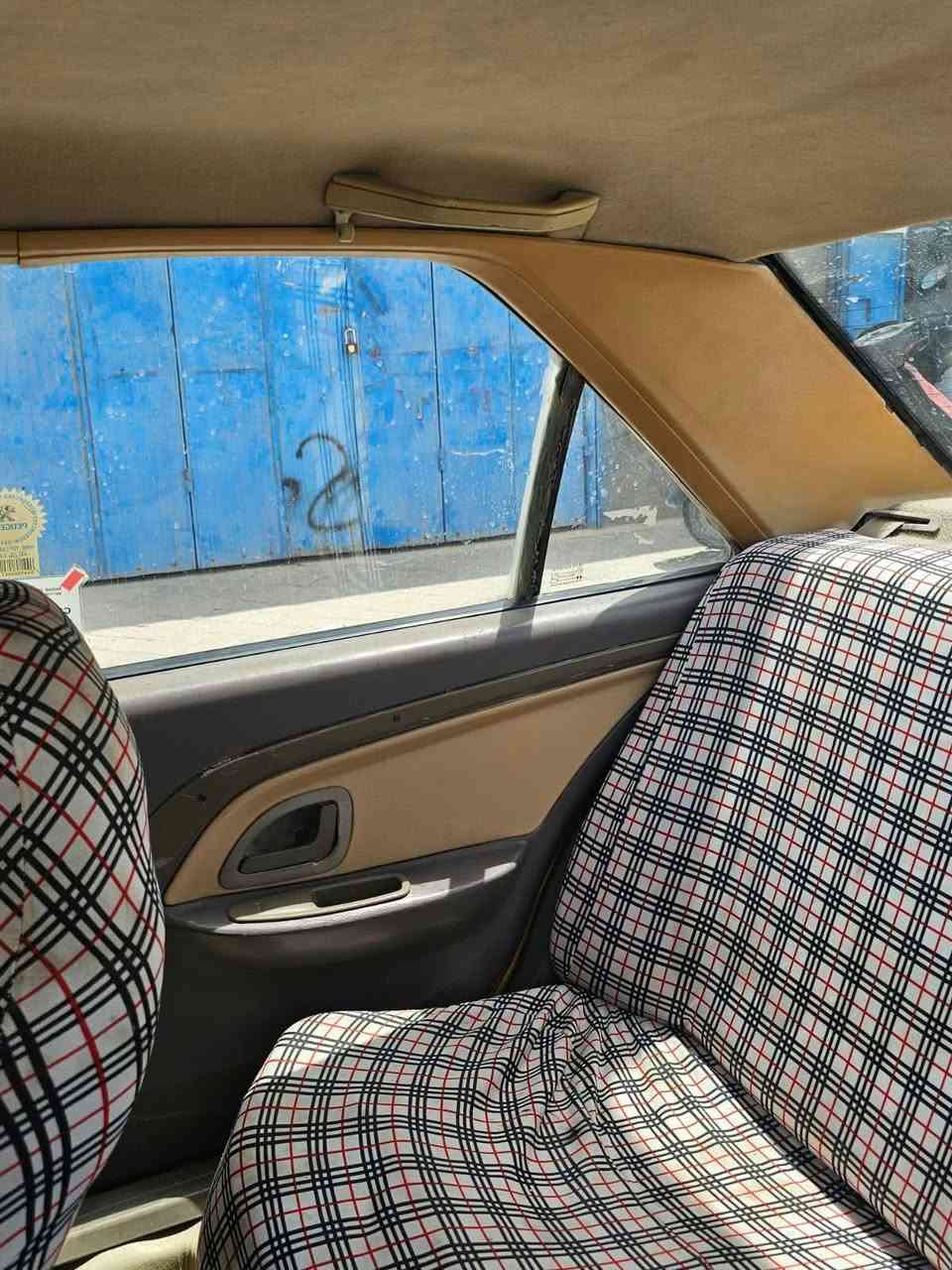 السلام عليكم
بيجو 405 مديل 2016
كير ومكينة كفالة  فرنسي 
لا تنقيص ولا تبخير شرط الفحص 
بدون ضربة ولا صبغ فقط معمره هلالات 
ادامه للسياره كاملة بلكات ونوزلات وعبوه  
وحدادة جاهزه امامية وخلفية 
مشط ستيرن جديد
درايم شفتات جديده 
دبه هوى بريشر جديده
ربل مكينة فوك وجوه جدد وفافونه هم جديده
بولبرن اماميات زوج جدد
تايرات تخم جديده
 تبريد ثلج  
الكربائيات كلها شغالة 
سماعات وشاشة 
هيئة وغرامات انا اصفرها 
تحويل ثاني يوم 
السنوية منتهية
سعرها 33 ورقة
هـ ***********
البصرة _ الزبير
