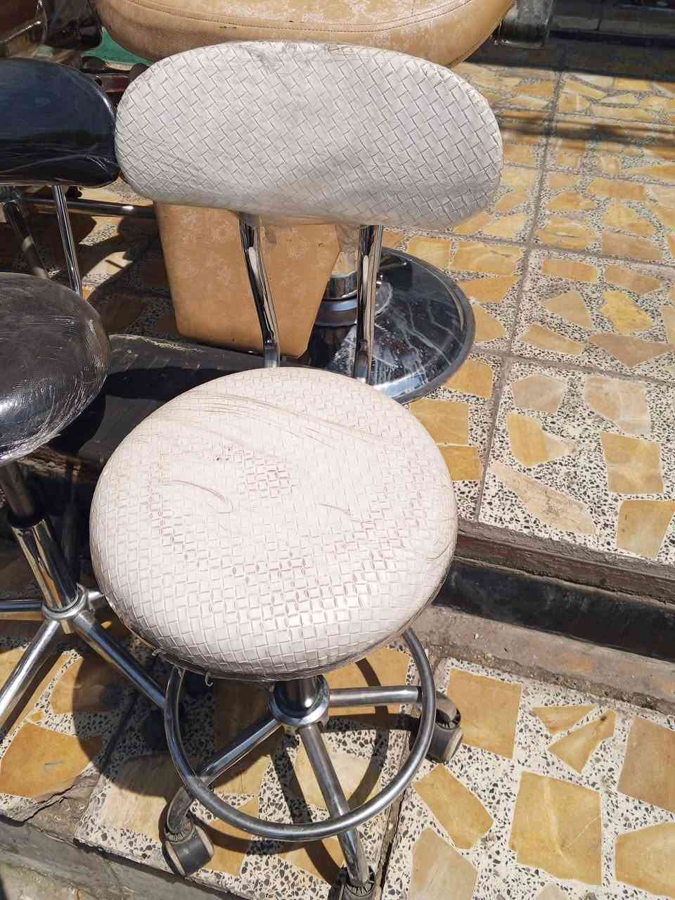 وصلت وجبه جديده من الاستولات المتحركه مستعمل نضيف كل الاحجام عنوان بغداد مدينه الصدر
تواصل واتساب 🔻 ***********
