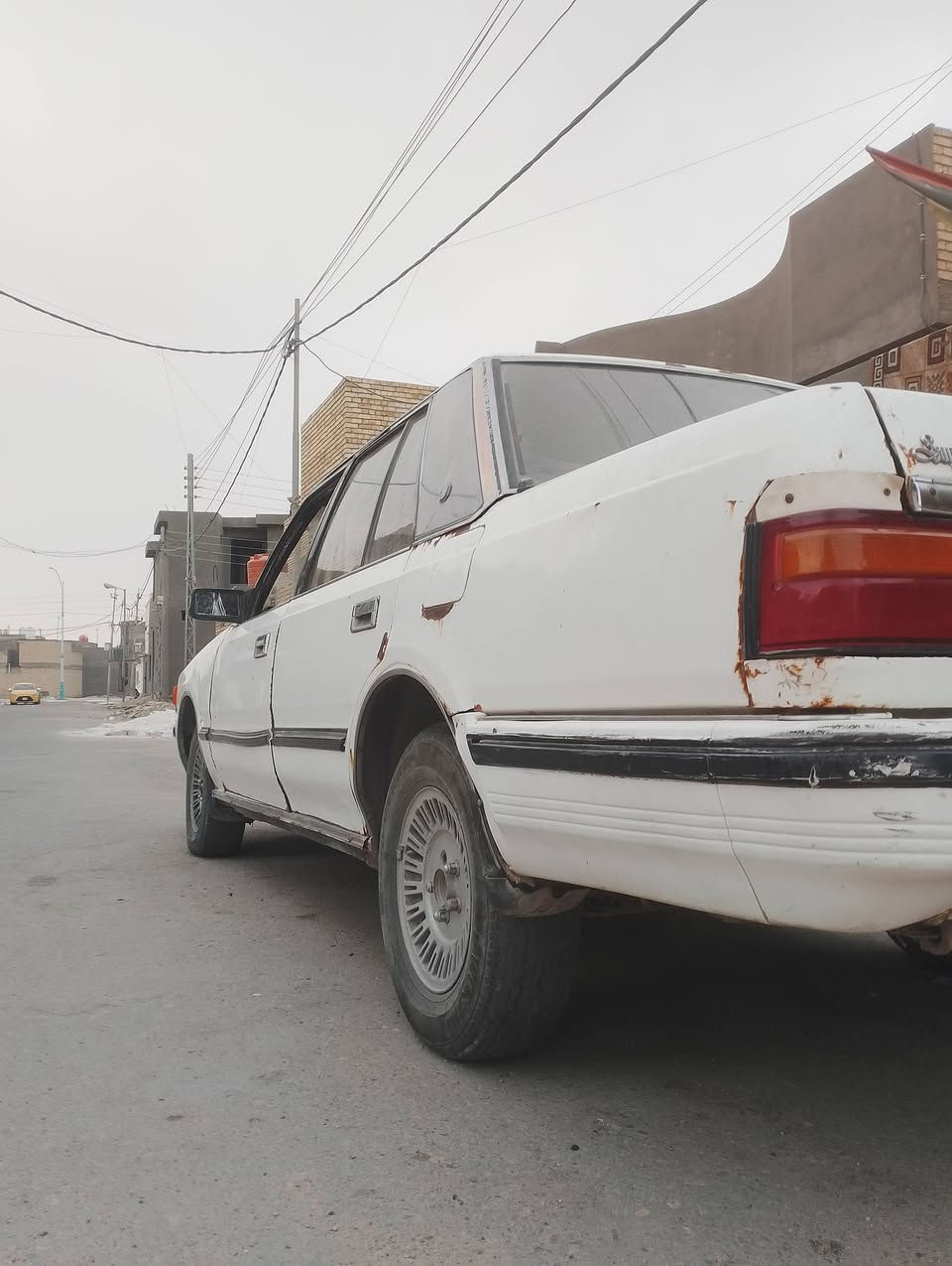 سلام عليكم سيارة سوبر البيع رقم نگليزي بسمي المكان المثنى ***********

