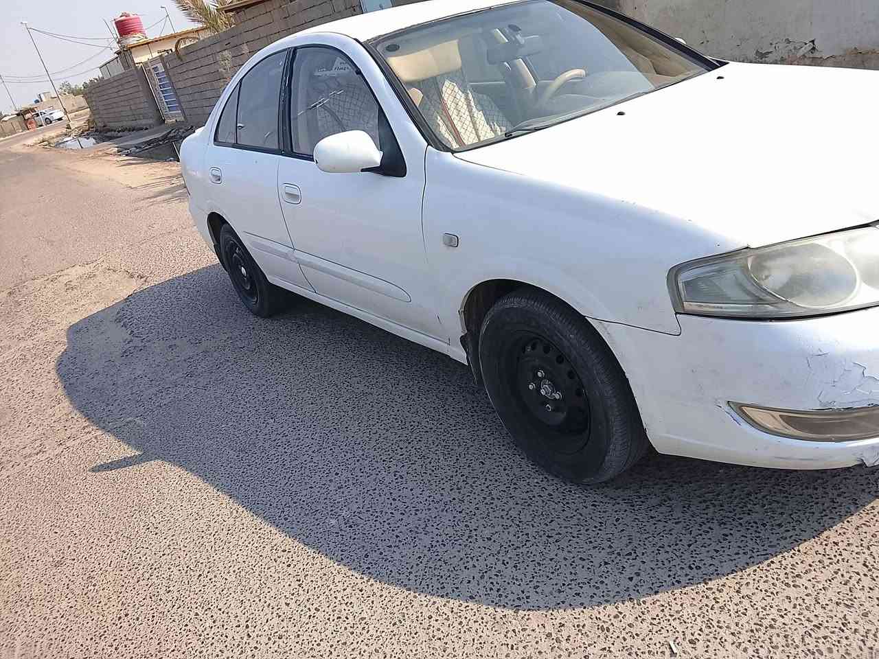 نيسان صني • ٢٠١٠ • ادوات