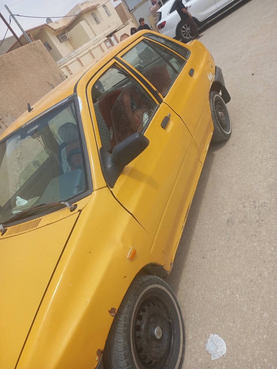 سلام عليكم سايبه موديل ١١ رقم بغداد مصفر هيئة وغرامات سنويته ل٣٠ بسمنه كيرها جديد مكينته بيها بخار مكاني ديوانيه قضاء عفك سعرها ١٥ وبيها مجال ***********
