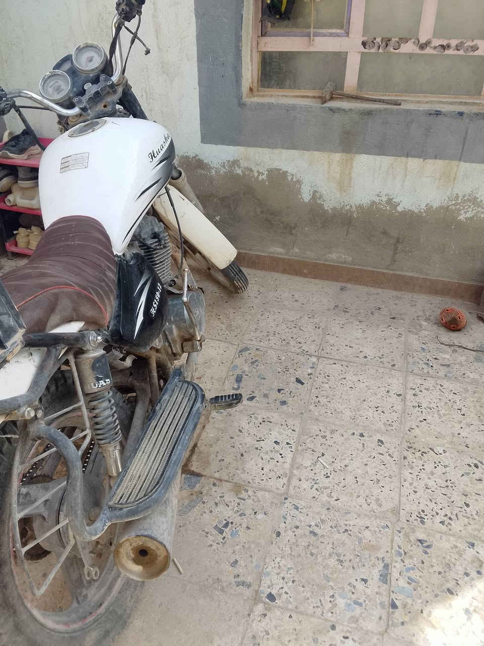 ب400 • مع المجال