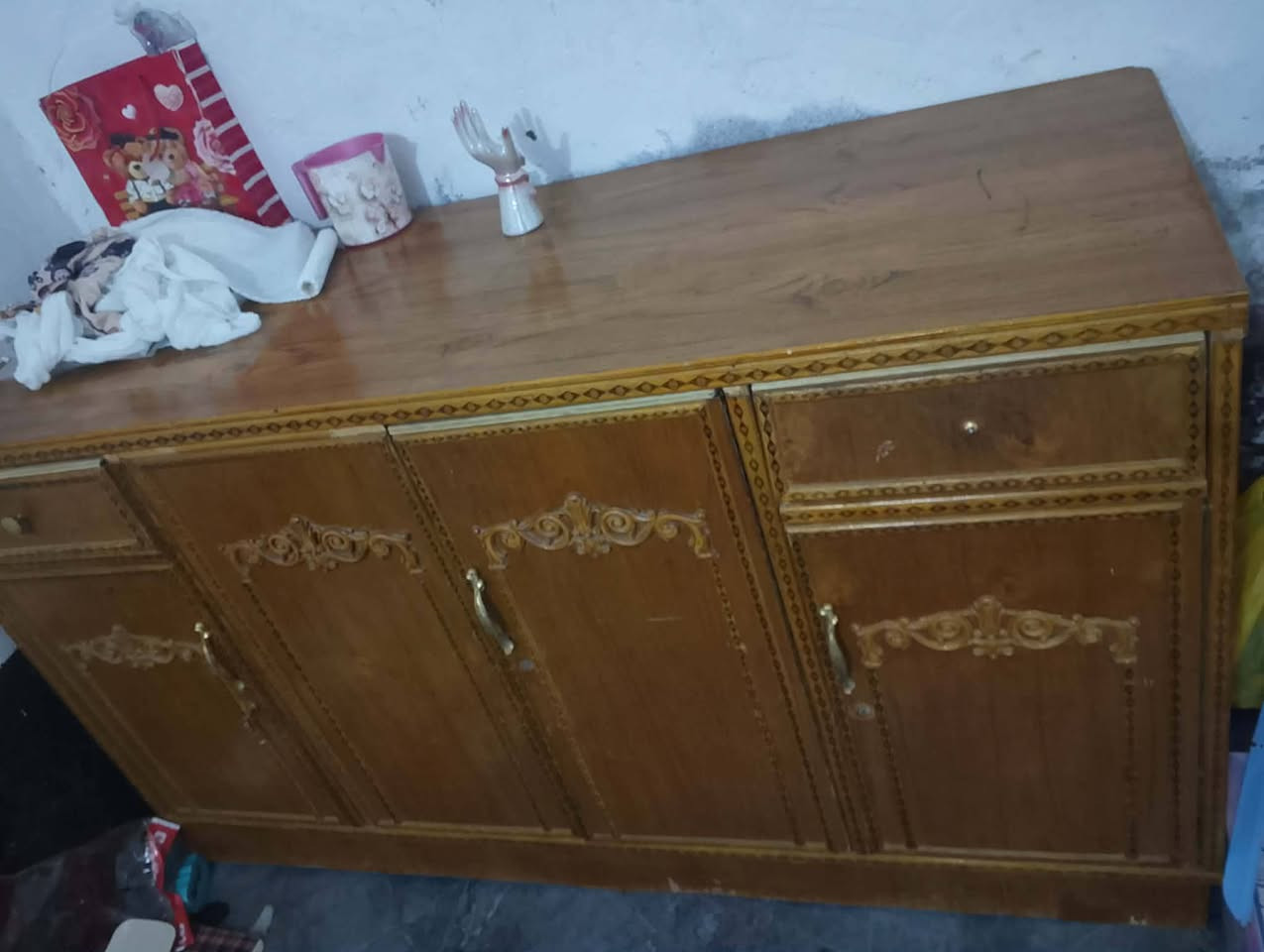 السلام عليكم بوفيه نضيفه اي ضرر مابيه سعر 80نهايته مكان مسيب صوب البحمدان خلف المدرسه الحمدانيه  الاتصال برقم ***********
