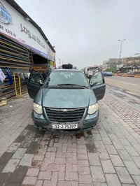 كرايسلر ٢٠٠٧ شاصي طويل ٧ راكب وارد كندي  مصبوغه حزام رقم بغداد الجديد ...