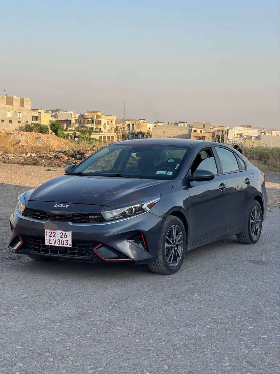 سلام عليكم ورحمة الله وبركاته 
KIA FORTE 2024 
بدون صبغ 
بجم و خلفي كبس 
بدون دواخل و شاصي 
ايرباك ستيرن سستم شركة 
بيها ٢ ملاحظة تعديل 
سيارة كاتي 
موصفات نص موصفات 
سعر 127$ مجال قليل 
***********
واتساب موجود أربيل, العراق
