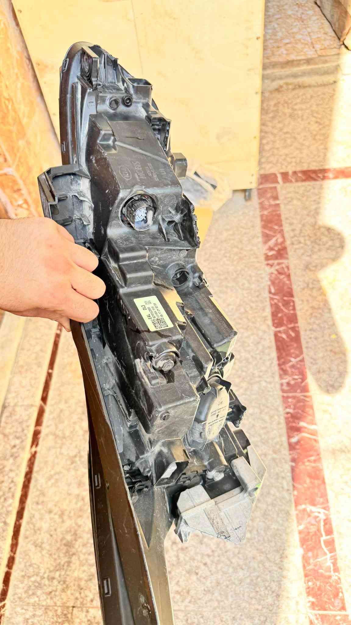 لايت كي فايف من 21 الى 24 لد ابيض تفصيخ اصلي 4 عدسات جه السايق السعر 130 توصيل موجود ***********
