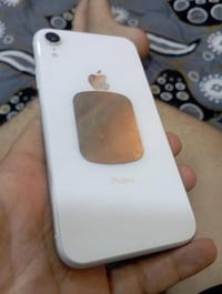 آيفون XR جهاز مكفول كفاله عامه وتر بطاريه ٨١ نظافته 100% ١٢٨ 078299312...